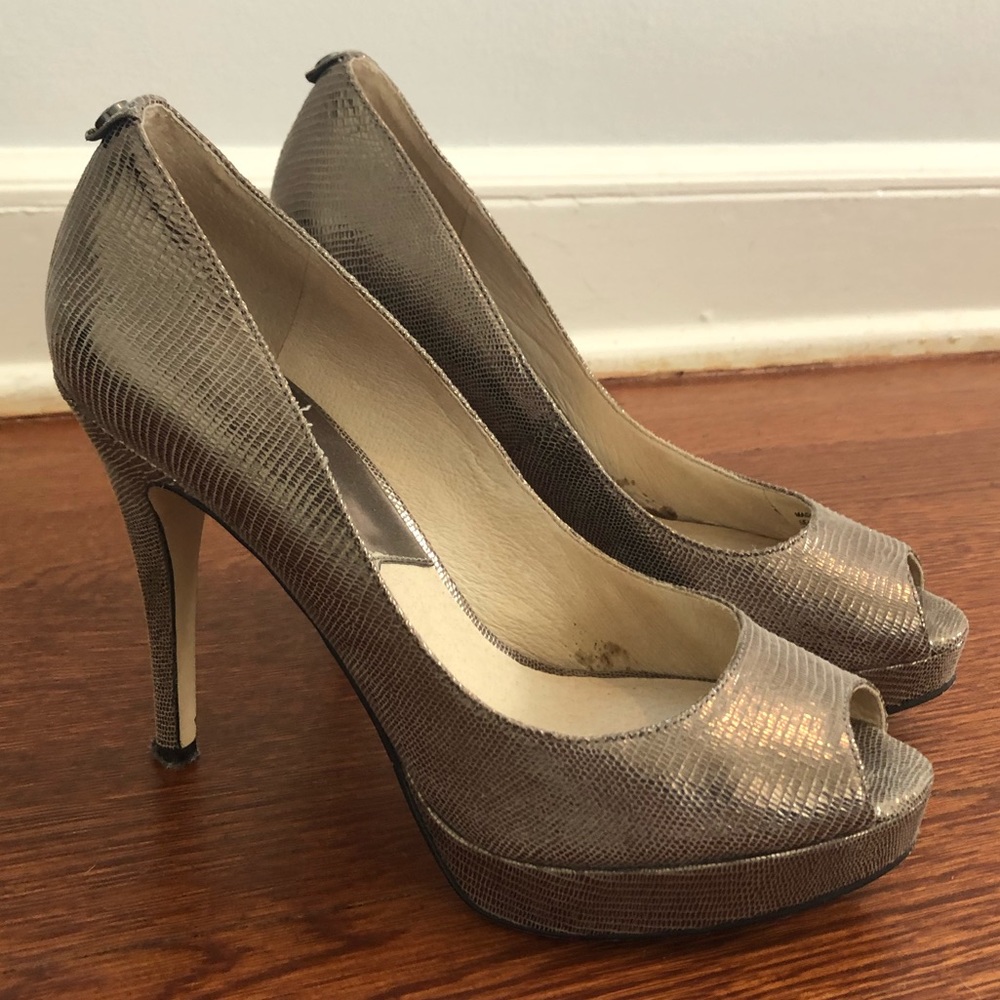 Michael Kors York metallic platform peep toe 7.5